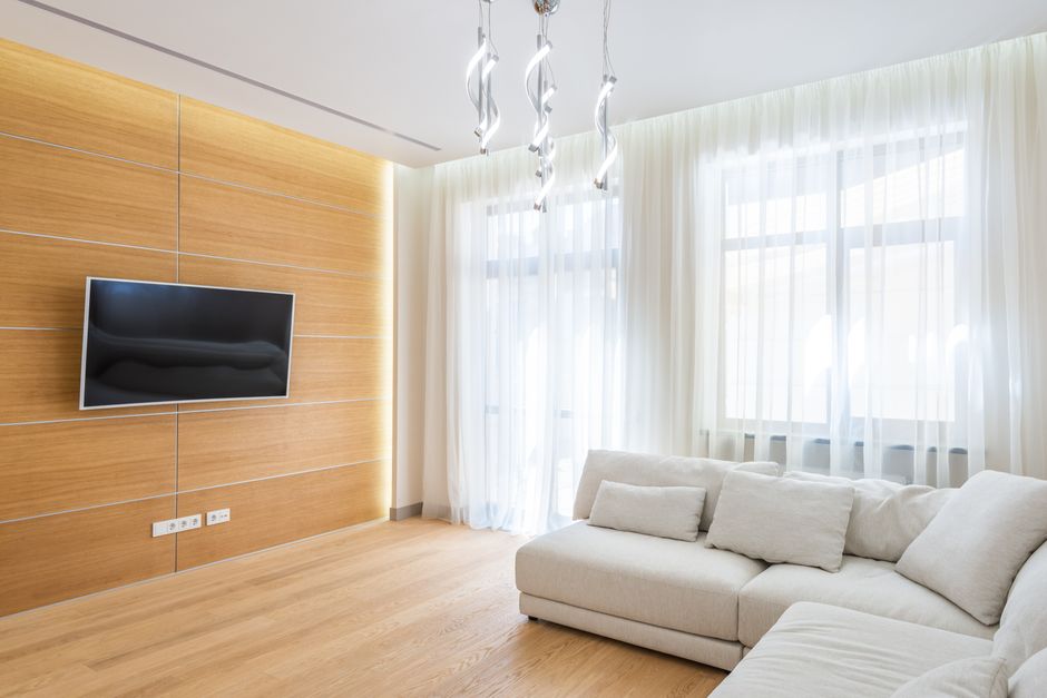 Living Room Makeovers on a Tight Budget: 10 Real Fixes That Work