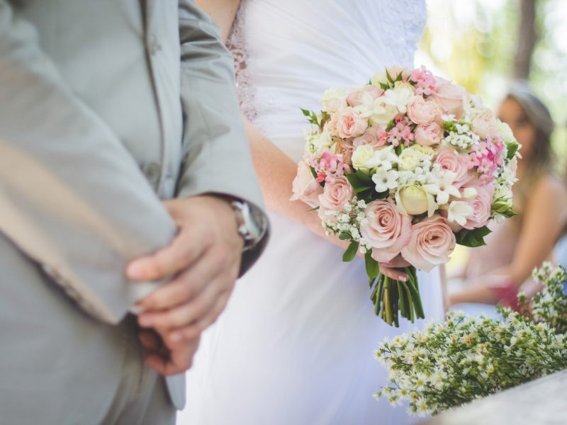 Wedding Jewellery Trends: A Guide For The Bride & Groom