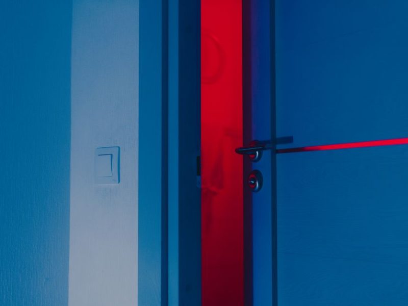 Philips Hue Vs Govee Smart Lighting Ambiance: Philips Hue vs. Govee: Which Smart Lighting System Builds Better Ambiance?