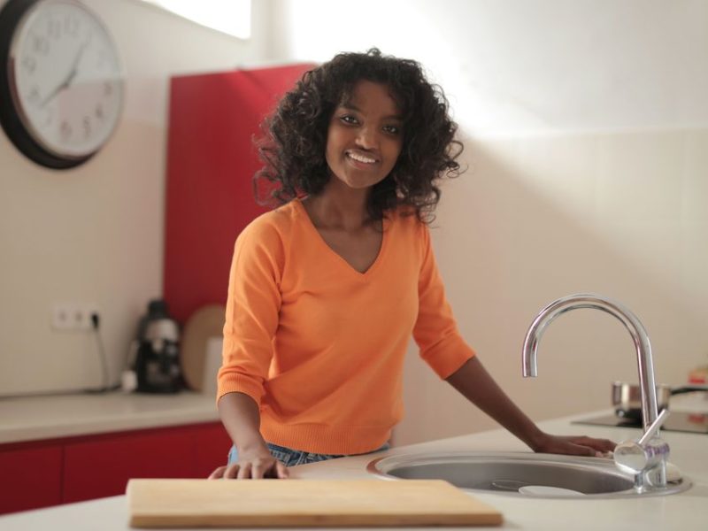 Kohler vs. Moen Smart Kitchen Faucets: 2026 Pick